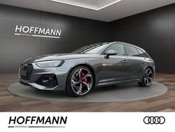 Grau Gebraucht 2025 Audi RS4 Comfort Kombi | 96.990 €