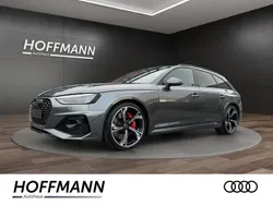 Grau Gebraucht 2025 Audi RS4 Comfort Kombi | 96.990 €