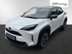 Weiß Gebraucht 2022 Toyota Yaris Cross SUV | 24.200 € (Guter Preis)