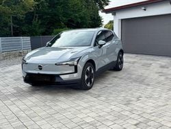 Grau Gebraucht 2024 Volvo EX30 Core SUV | 30.200 €