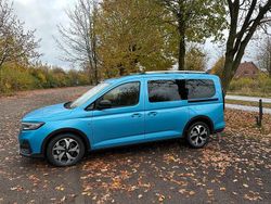 Blau Gebraucht 2024 Ford Grand Tourneo Connect Active Van / Kleinbus | 32.500 € (Guter Preis)