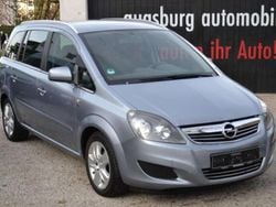 Lichtsilber metallic Gebraucht 2011 Opel Zafira Edition Van / Kleinbus | 4.900 € (Fairer Preis)