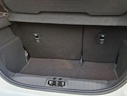 Weiß Gebraucht 2019 Ford Ka Kleinwagen | 8.000 € (Guter Preis)