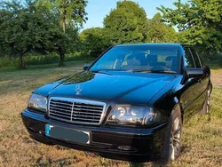 Schwarz Gebraucht 1999 Mercedes C180 Classic Limousine | 4.500 €
