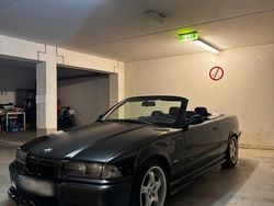 Schwarz Gebraucht 1998 BMW 318 Cabriolet M Sport Cabrio | 5.700 € (Etwas zu teuer)