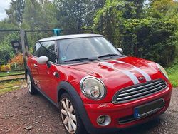 Rot Gebraucht 2007 Mini Cooper Kleinwagen | 2.300 € (Guter Preis)