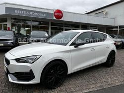 Weiß Gebraucht 2021 Cupra Leon Limousine | 20.890 € (Superpreis)