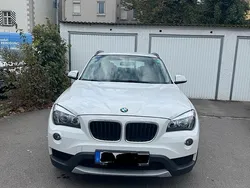 Weiß Gebraucht 2013 BMW X1 SUV | 6.890 €