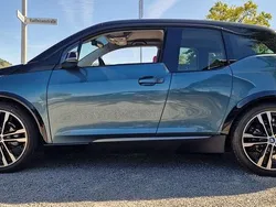Blau Gebraucht 2021 BMW i3 Sport Line Kleinwagen | 24.870 € (Etwas zu teuer)