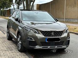 Grau Gebraucht 2017 Peugeot 3008 GT-line SUV | 16.400 € (Fairer Preis)