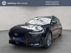 Agate black metallic Gebraucht 2024 Ford Focus ST-Line Kombi | 25.385 € (Fairer Preis)
