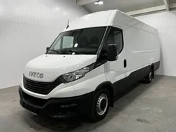 Weiß Gebraucht 2023 Iveco Daily Van | 29.290 € (Fairer Preis)