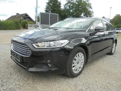 Schwarz Gebraucht 2017 Ford Mondeo Trend Limousine | 10.472 € (Superpreis)