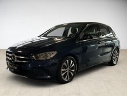 Blau Gebraucht 2022 Mercedes B220 Style Van / Kleinbus | 29.480 € (Fairer Preis)