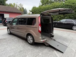 Silber Gebraucht 2019 Ford Tourneo Titanium Van / Kleinbus | 12.980 € (Guter Preis)