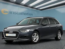 Grau Gebraucht 2022 Audi A4 Kombi | 25.499 € (Fairer Preis)