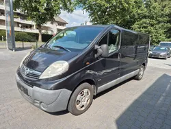 Schwarz Gebraucht 2011 Opel Vivaro Van | 2.999 € (Superpreis)