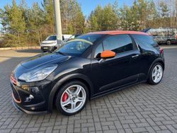 Schwarz Gebraucht 2011 Citroën DS3 Limousine | 7.900 € (Fairer Preis)