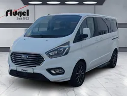 Weiß Gebraucht 2018 Ford Tourneo Custom Titanium Van / Kleinbus | 26.990 € (Teuer)