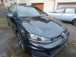 Grau Gebraucht 2016 VW Golf VII GTD Kombi | 12.000 € (Fairer Preis)