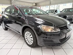 Schwarz Gebraucht 2015 VW Golf VII Trendline Limousine | 8.880 € (Fairer Preis)