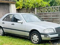 Silber Gebraucht 1997 Mercedes C180 Classic Limousine | 1.500 € (Superpreis)