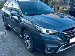 Grau Gebraucht 2021 Subaru Outback Kombi | 28.999 € (Fairer Preis)