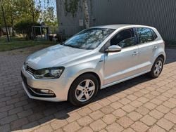 Silber (metallic) Gebraucht 2015 VW Polo LOUNGE Kleinwagen | 9.699 € (Guter Preis)