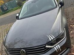 Grau Gebraucht 2017 VW Passat Kombi | 8.600 € (Fairer Preis)