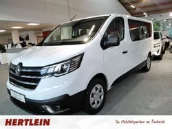 Arktisweiss 369 Gebraucht 2023 Renault Trafic Life Van | 35.890 € (Teuer)