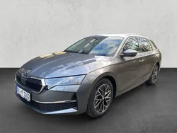 Grau Gebraucht 2024 Skoda Octavia Selection Kombi | 42.750 €