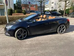 Blau Gebraucht 2018 Opel Cascada Cabrio | 13.900 € (Fairer Preis)