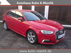 Rot Gebraucht 2017 Audi e-tron Advanced SUV | 17.500 € (Fairer Preis)