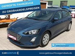 Chroma blau (metallic) Gebraucht 2020 Ford Focus Trend Limousine | 13.695 € (Guter Preis)