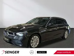 Grau Gebraucht 2023 Mercedes C300 Avantgarde Limousine | 40.720 € (Superpreis)
