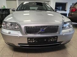 Silber Gebraucht 2005 Volvo V70 Kinetic Kombi | 3.999 € (Fairer Preis)