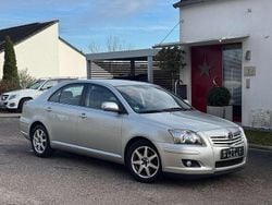 Silver metallic Gebraucht 2009 Toyota Avensis Limousine | 6.200 € (Guter Preis)