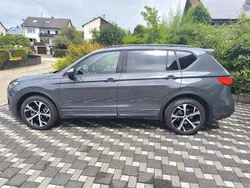 Grau Gebraucht 2023 Seat Tarraco 4Drive SUV | 38.000 € (Guter Preis)