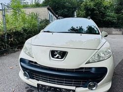 Weiß Gebraucht 2008 Peugeot 207 Kombi | 2.500 € (Fairer Preis)