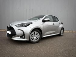 Silber Gebraucht 2021 Toyota Yaris Hybrid Business Edition Kleinwagen | 15.999 € (Guter Preis)