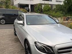 Grau Gebraucht 2016 Mercedes E350 Limousine | 26.000 € (Teuer)