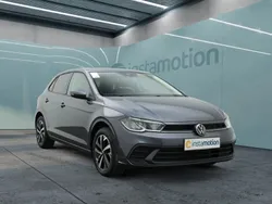 Grau Gebraucht 2024 VW Polo IQ Drive Limousine | 22.100 € (Fairer Preis)