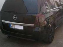 Schwarz Gebraucht 2013 Opel Zafira Limousine | 10.000 €