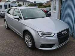 Eissilber Gebraucht 2014 Audi A3 Ambiente Limousine | 11.900 € (Guter Preis)