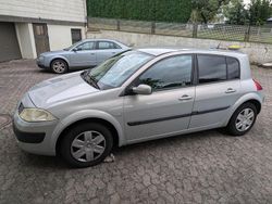 Grau Gebraucht 2004 Renault Mégane II Kleinwagen | 300 € (Superpreis)