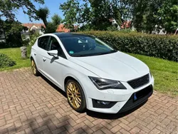Weiß Gebraucht 2015 Seat Leon FR Limousine | 7.850 € (Guter Preis)