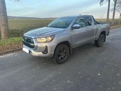 Grau Gebraucht 2022 Toyota HiLux Abholung | 33.915 € (Guter Preis)