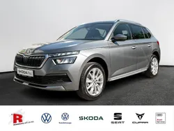 Grau Gebraucht 2023 Skoda Kamiq Style SUV | 27.709 € (Fairer Preis)