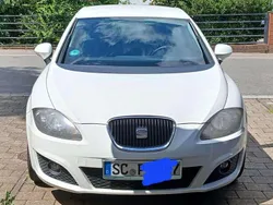 Weiß Gebraucht 2011 Seat Leon Copa Limousine | 4.111 € (Fairer Preis)