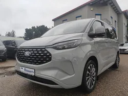 Grau Gebraucht 2025 Ford Tourneo Custom Titanium X Van / Kleinbus | 61.980 €